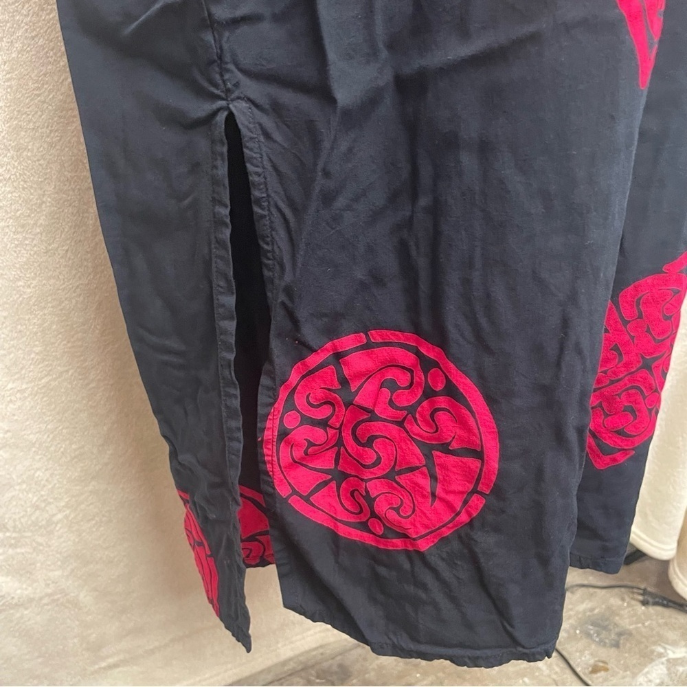 Island exposure women’s Hawaiian dress size 2x rayon black with red Celtic knot - Picture 4 of 8